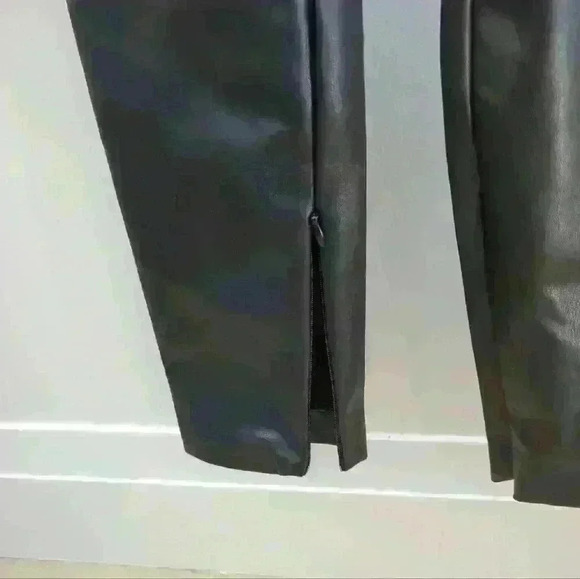 ZARA | Women's Black Faux Leather High Waisted Fleece Lined  Pants - Picture 3 of 6